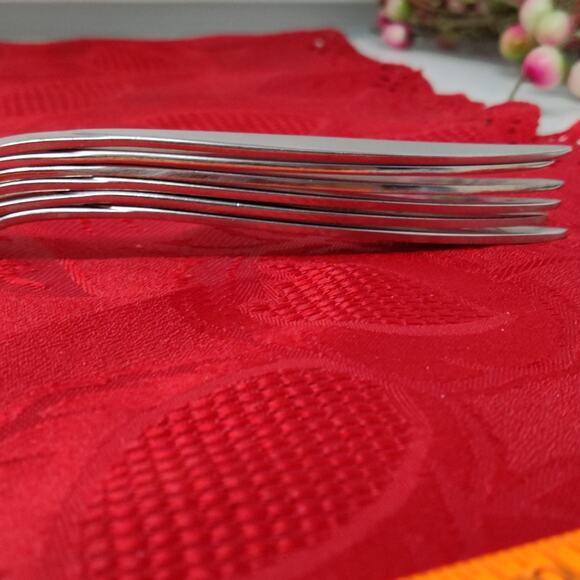 6 Oneida Oneidacraft Deluxe Stainless Wintersong Table Spoons - Picture 12 of 12